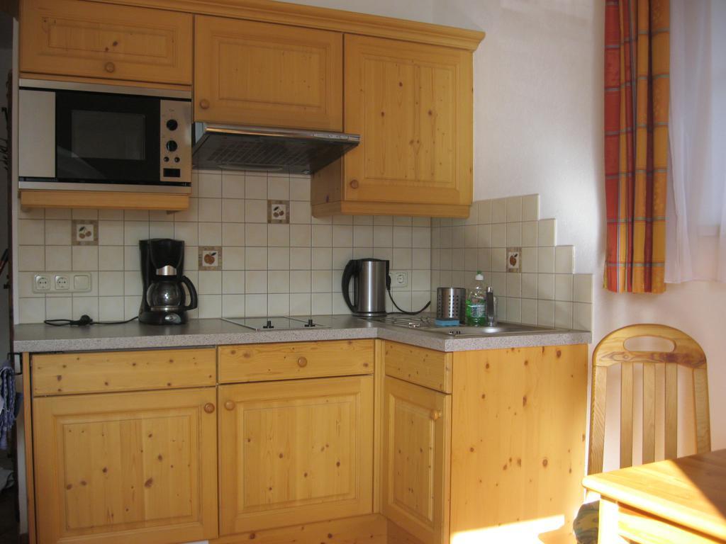 Pension Sarstein Hallstatt Room photo